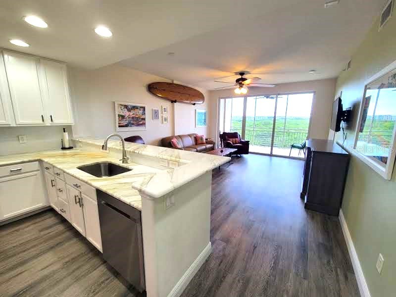 7296 Marathon Drive #404 Seminole FL 33777 - LONG BAYOU TB8512263 image10