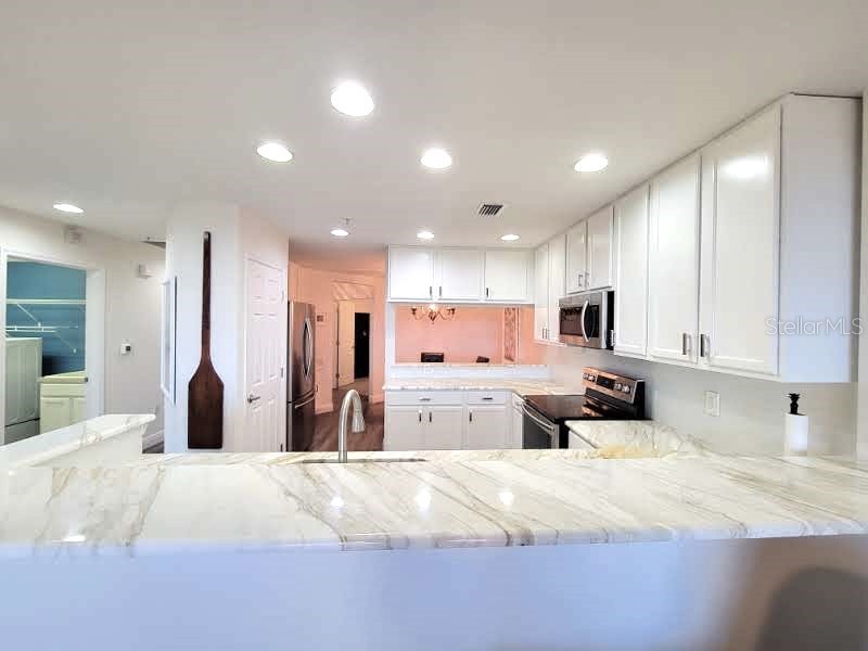 7296 Marathon Drive #404 Seminole FL 33777 - LONG BAYOU TB8512263 image9