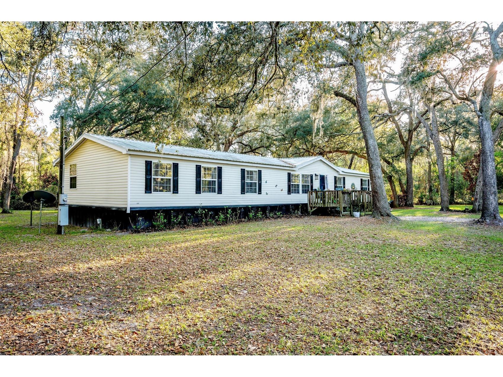 7296 NW 170th Street Trenton FL 32693 W7884450 image1
