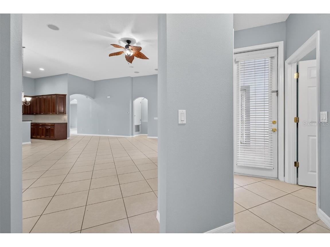 7296 Vista Park Boulevard Orlando FL 32829 O6343509 image47