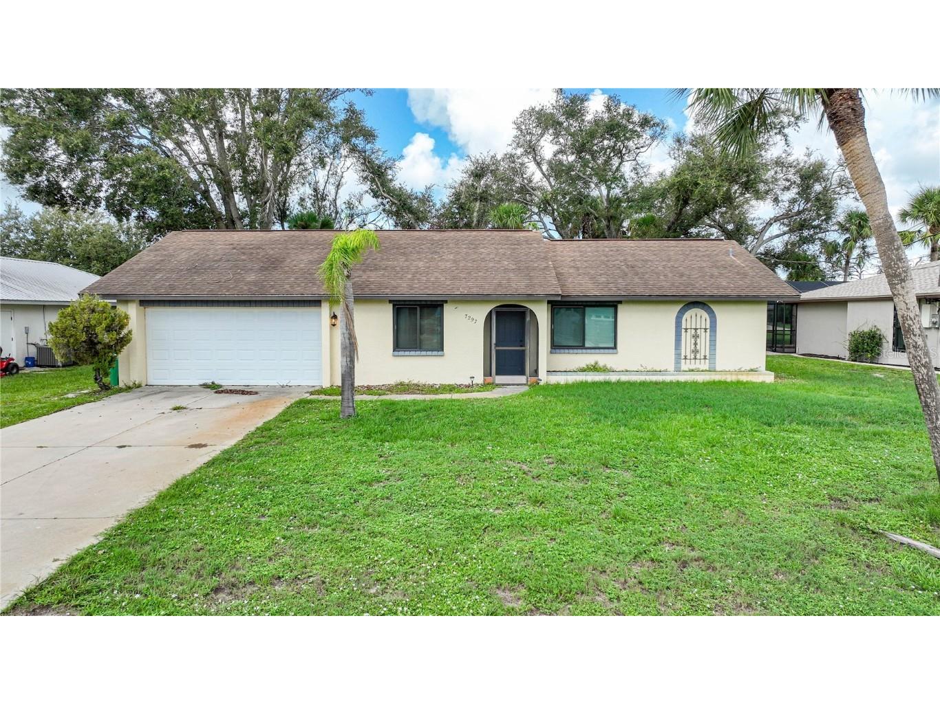 7297 Van Lake Drive Englewood FL 34224 D6132105 image1