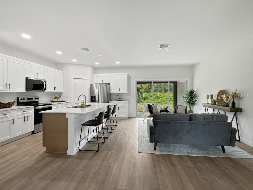 73 Barstow Street Port Charlotte FL 33954 C7512278 image7