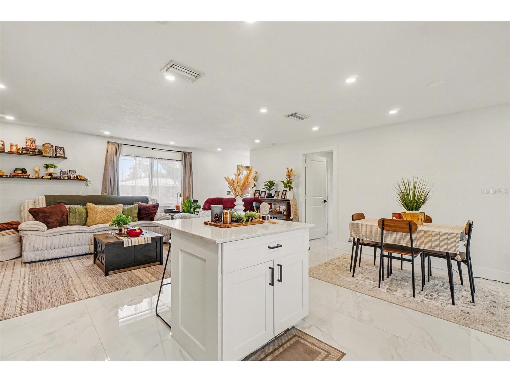 73 Cardinal Drive North Fort Myers FL 33917 V4948332 image10