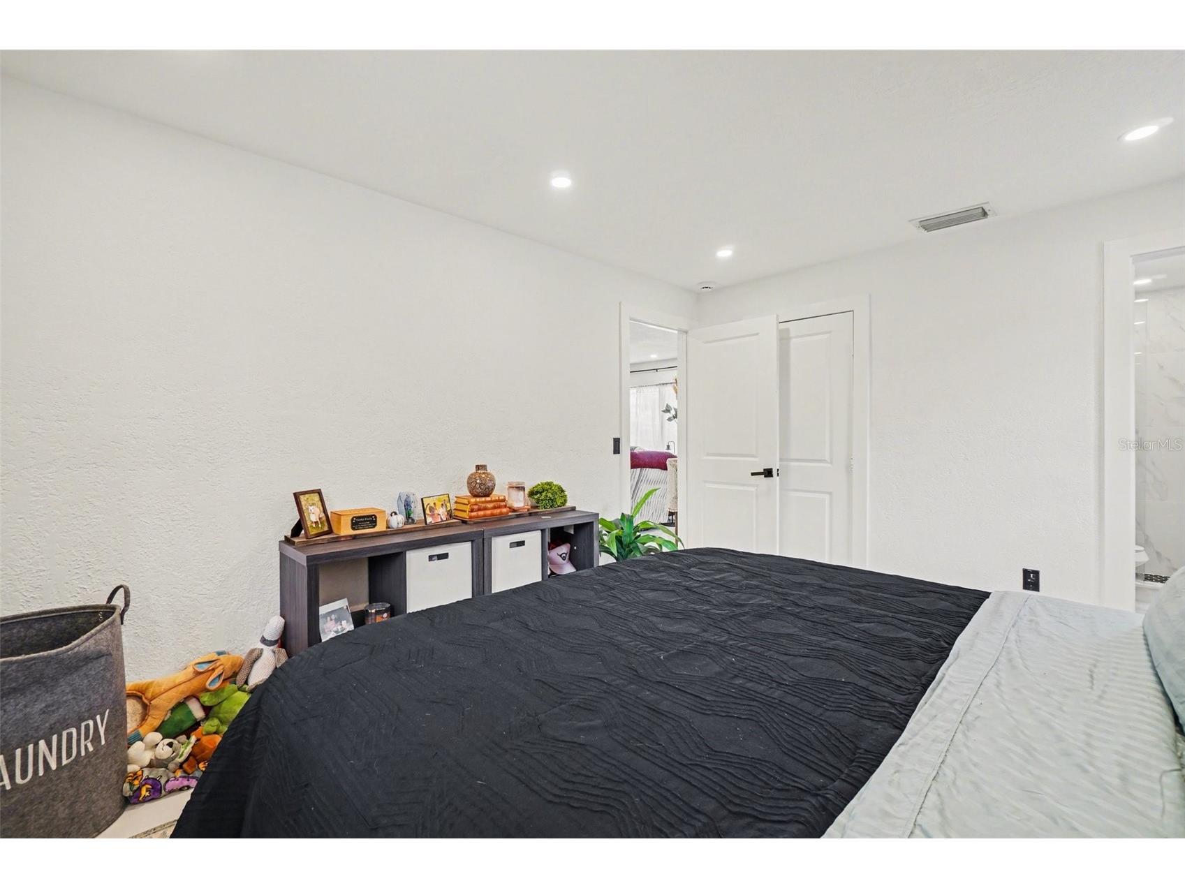 73 Cardinal Drive North Fort Myers FL 33917 V4948332 image18