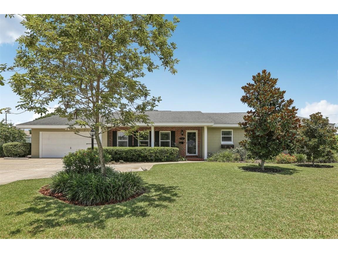 73 Lake Link Circle SE Winter Haven FL 33884 TB8407580 image1