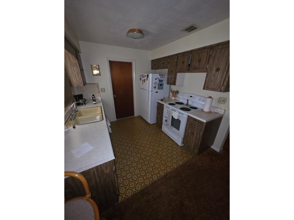 73 S Harrison Street Beverly Hills FL 34465 TB8451975 image9