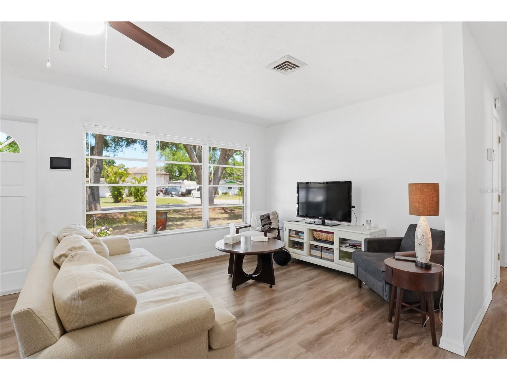 73 Saint Lucie Avenue Sarasota FL 34232 A4694123 image4