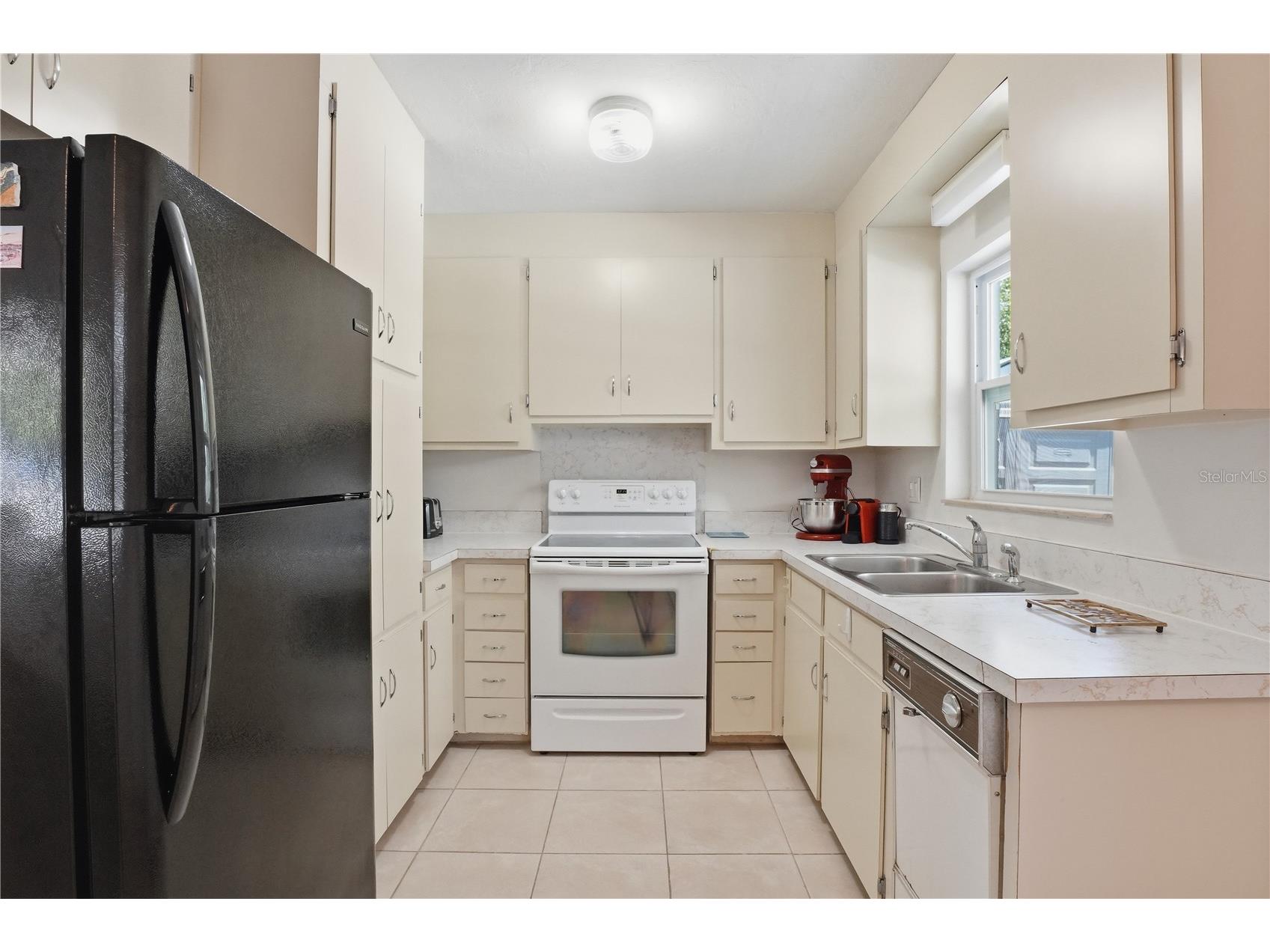 73 Saint Lucie Avenue Sarasota FL 34232 A4694123 image7