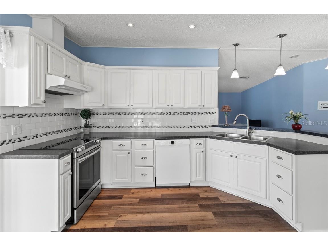 73 Whipporwill Court Ellenton FL 34222 A4654297 image14