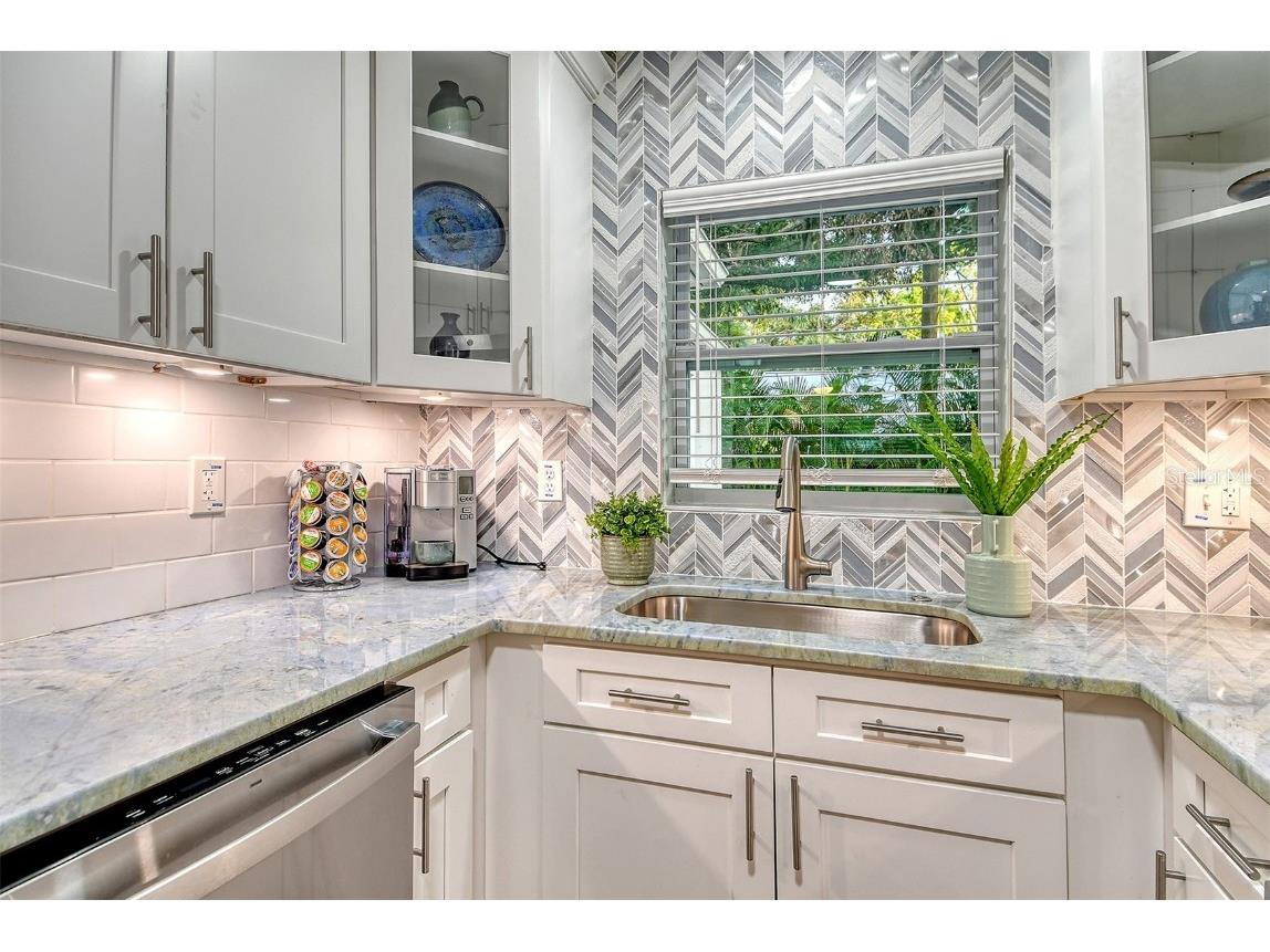 730 40th Street Sarasota FL 34234 A4633482 image26