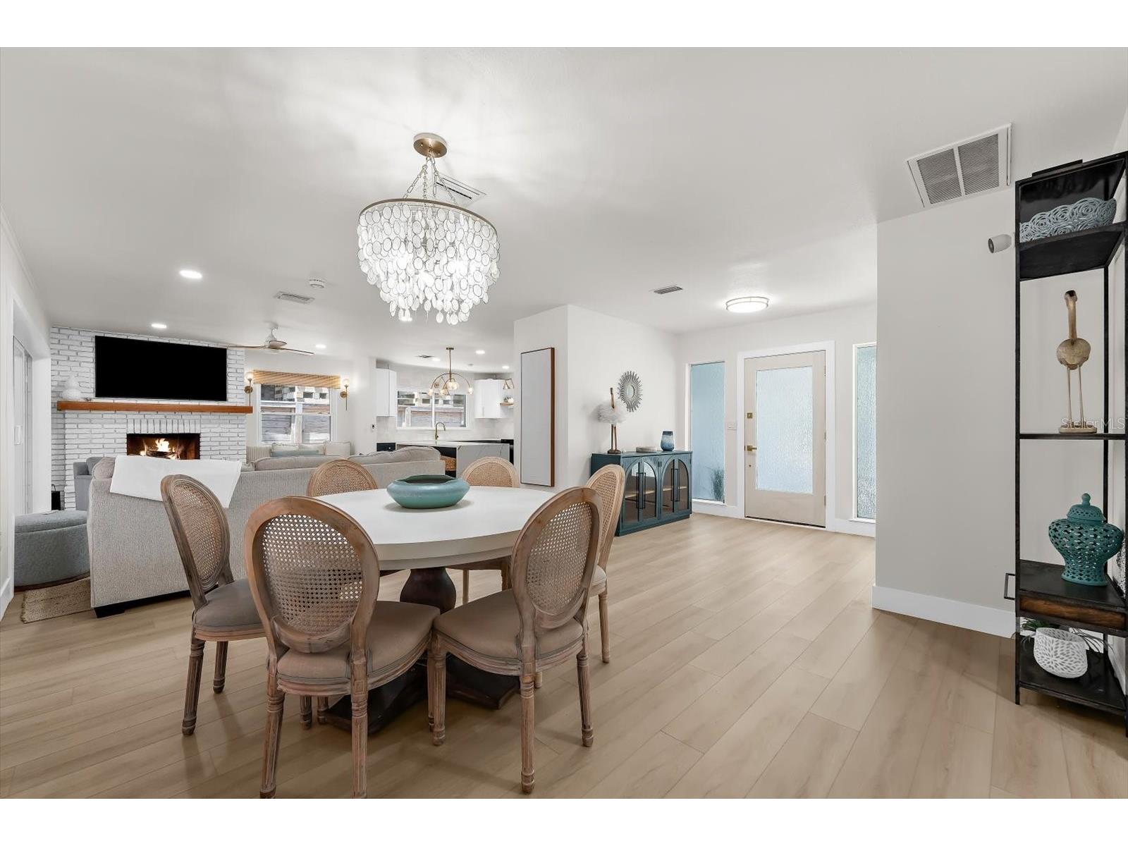 730 Bay Esplanade Clearwater Beach FL 33767 TB8509329 image19