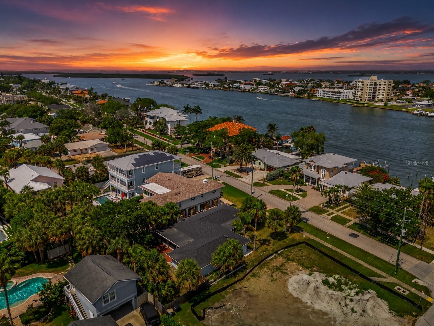 730 Bay Esplanade Clearwater Beach FL 33767 TB8509329 image2