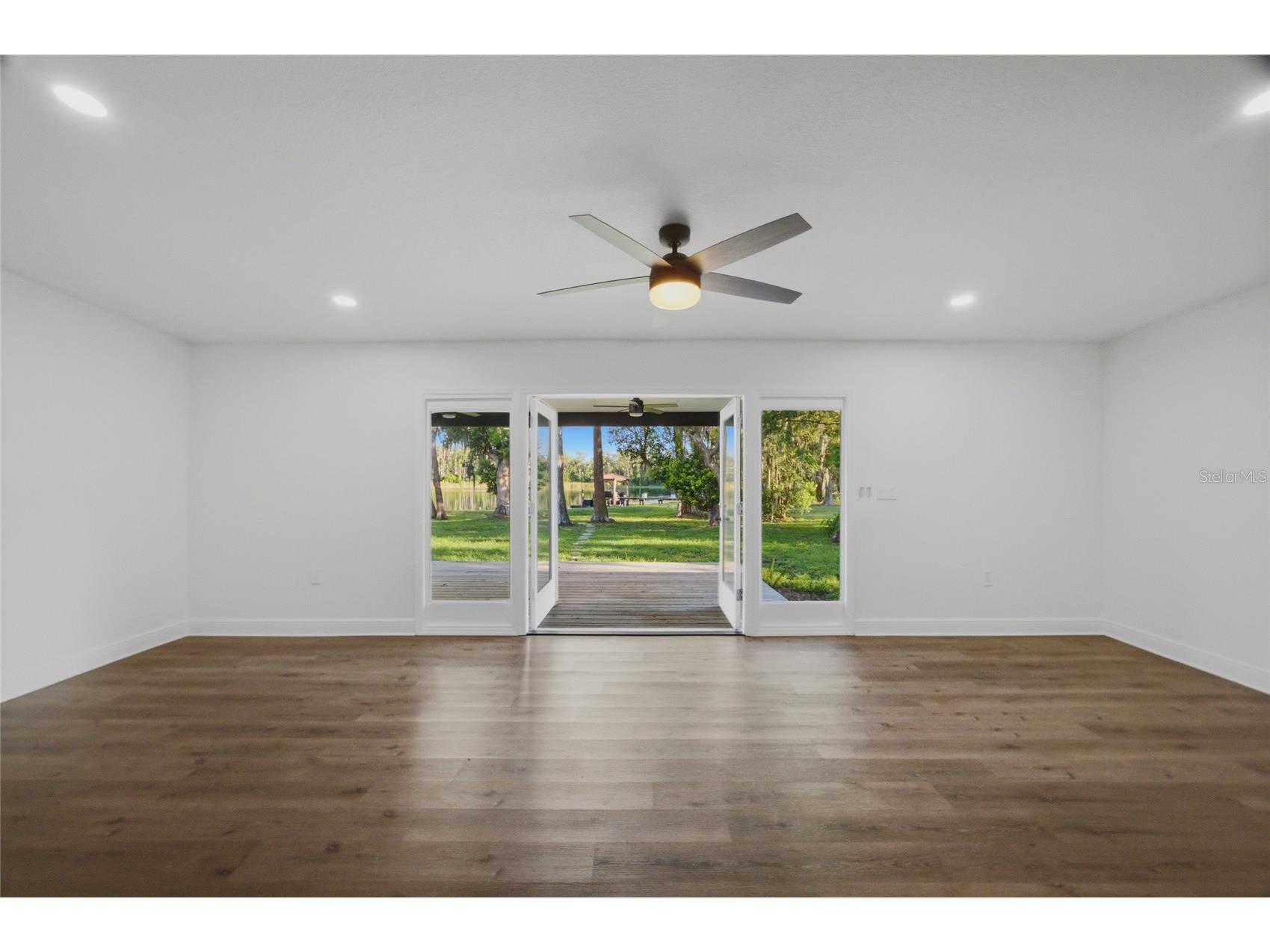 730 Crystal Lake Rd Lutz FL 33548 - SOUTH CRYSTAL LAKE TB8525294 image10