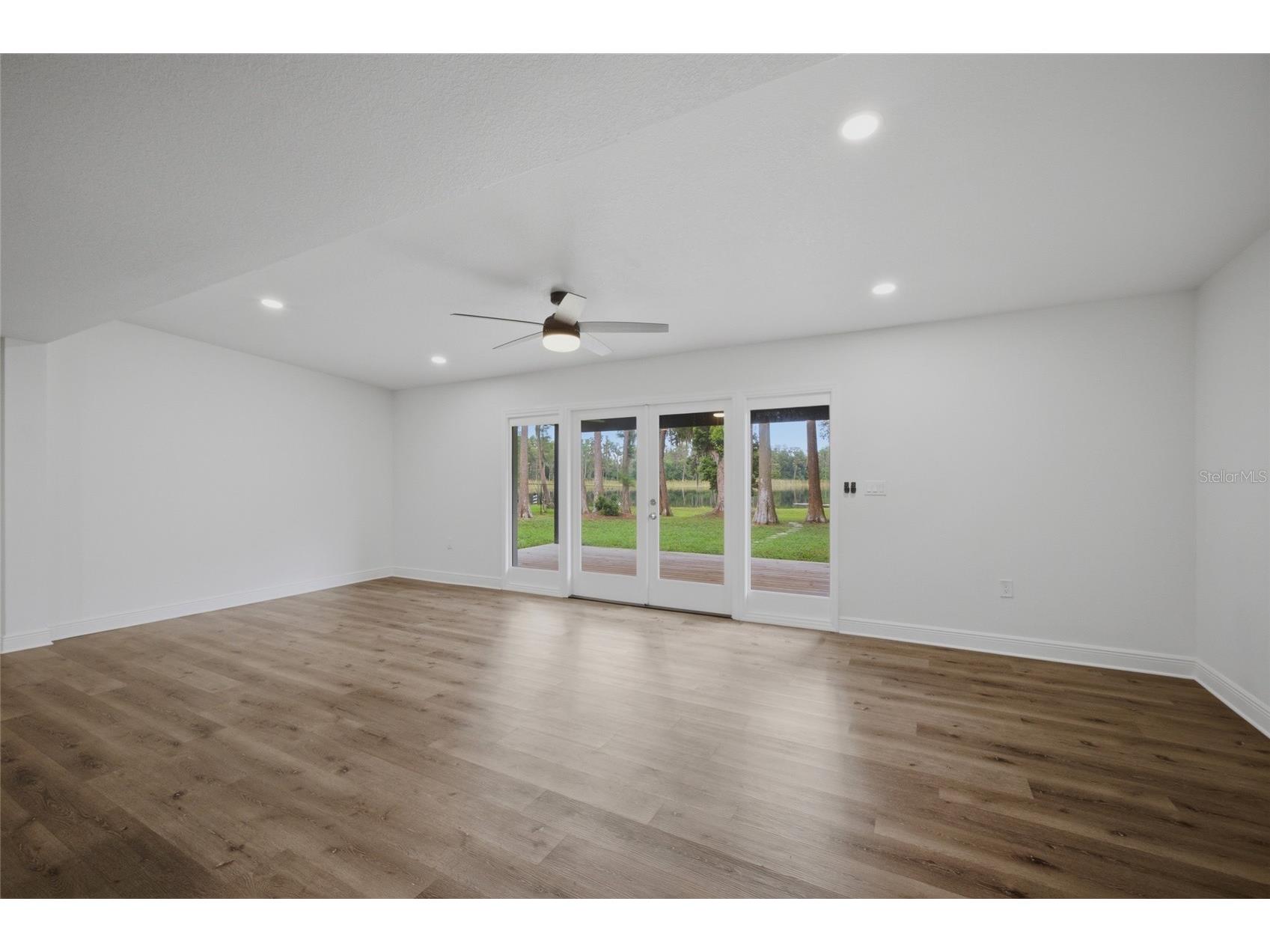 730 Crystal Lake Rd Lutz FL 33548 - SOUTH CRYSTAL LAKE TB8525294 image18