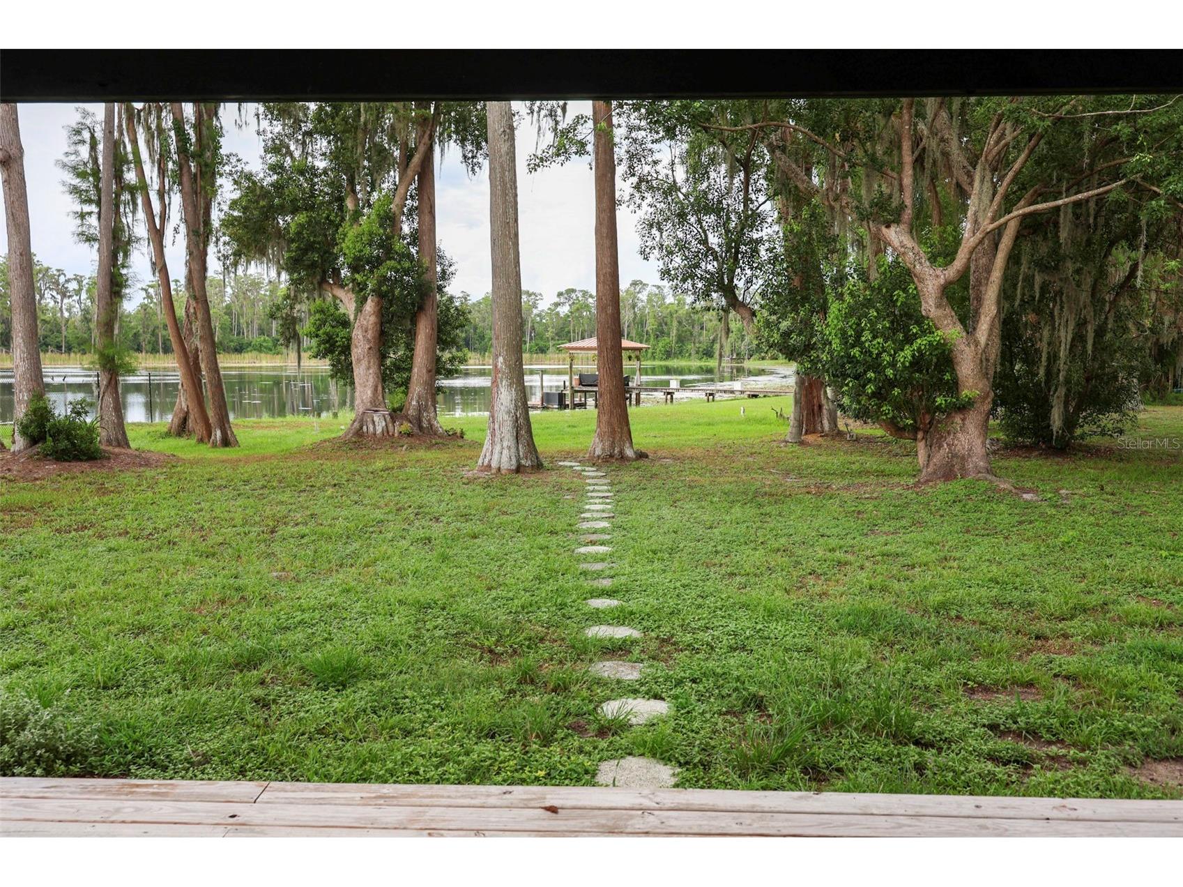 730 Crystal Lake Rd Lutz FL 33548 - SOUTH CRYSTAL LAKE TB8525294 image37