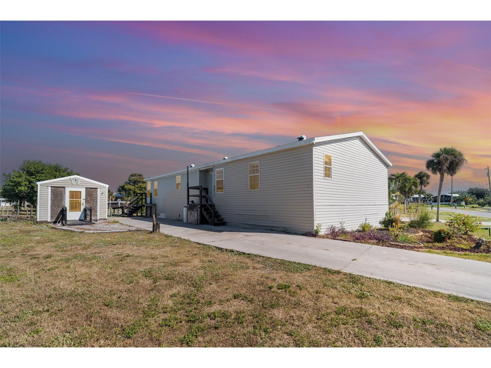730 Del Ray Place Punta Gorda FL 33950 - GRANDVIEW WATERWAY C7518042 image1