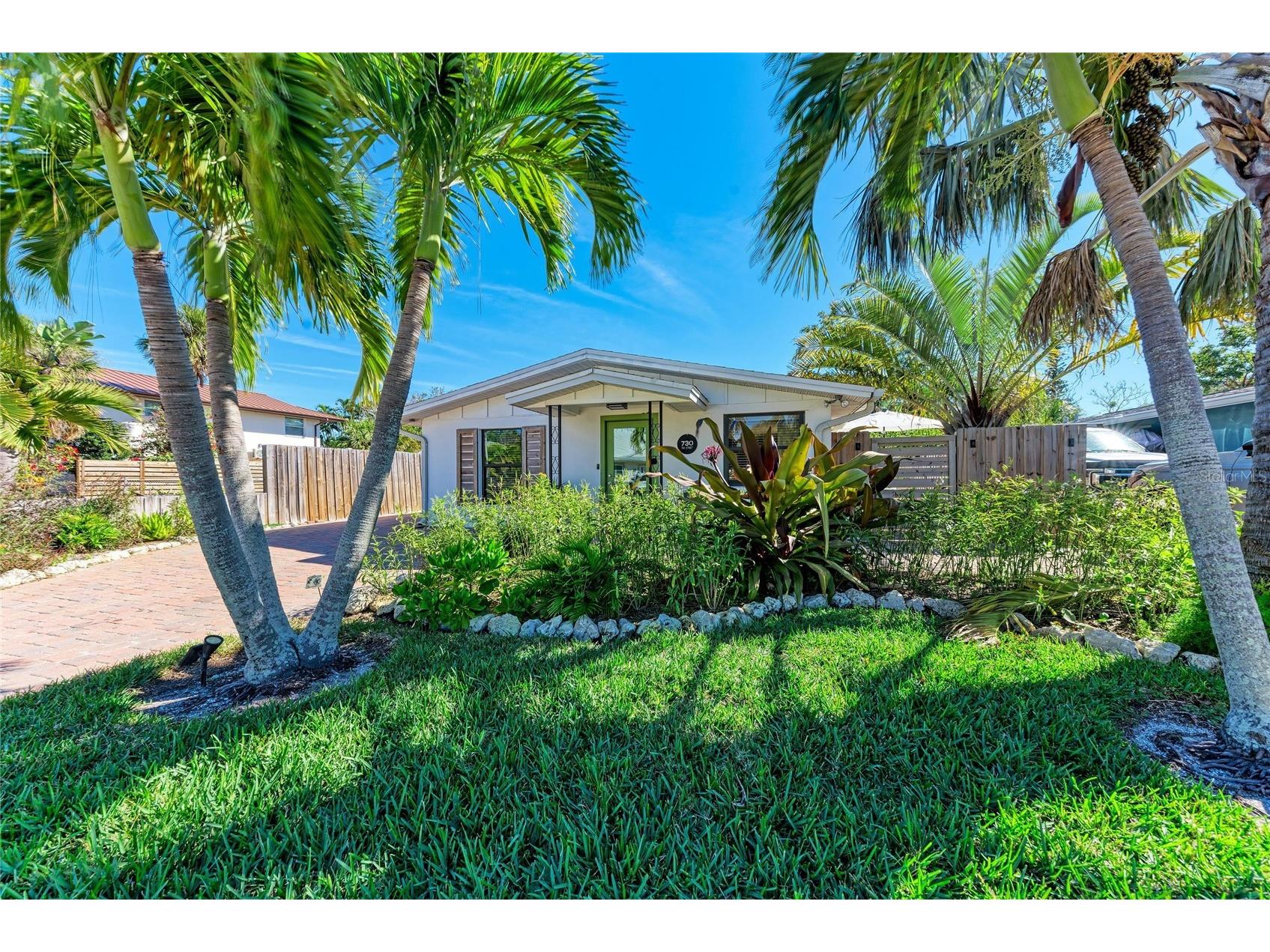 730 Fox Street Longboat Key FL 34228 A4679347 image2
