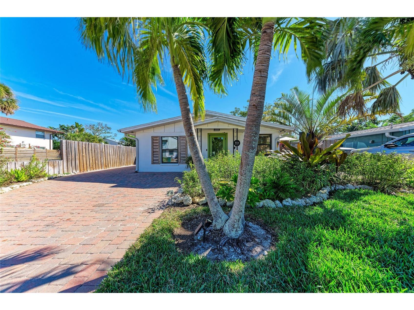 730 Fox Street Longboat Key FL 34228 A4679347 image37