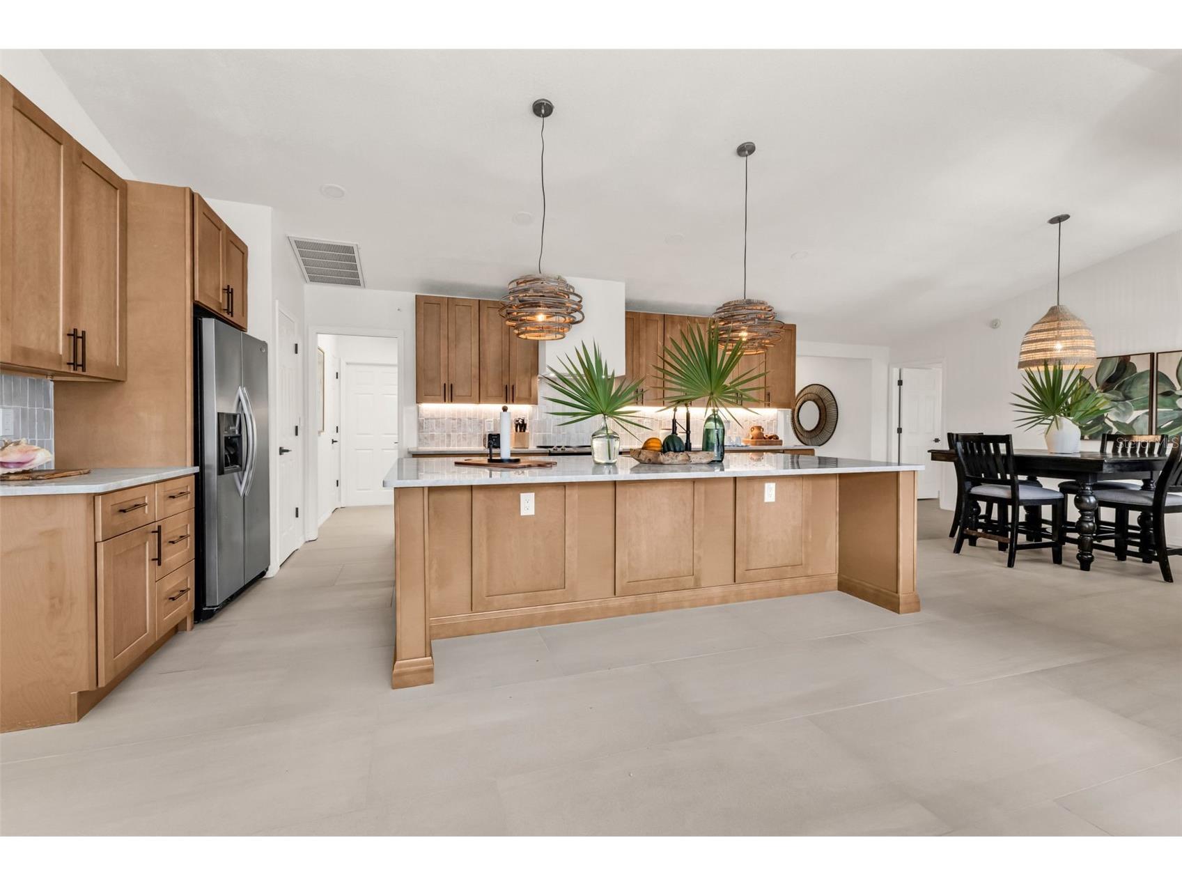 730 Lomond Drive Port Charlotte FL 33953 - BAYSHORE WATERWAY C7518561 image2