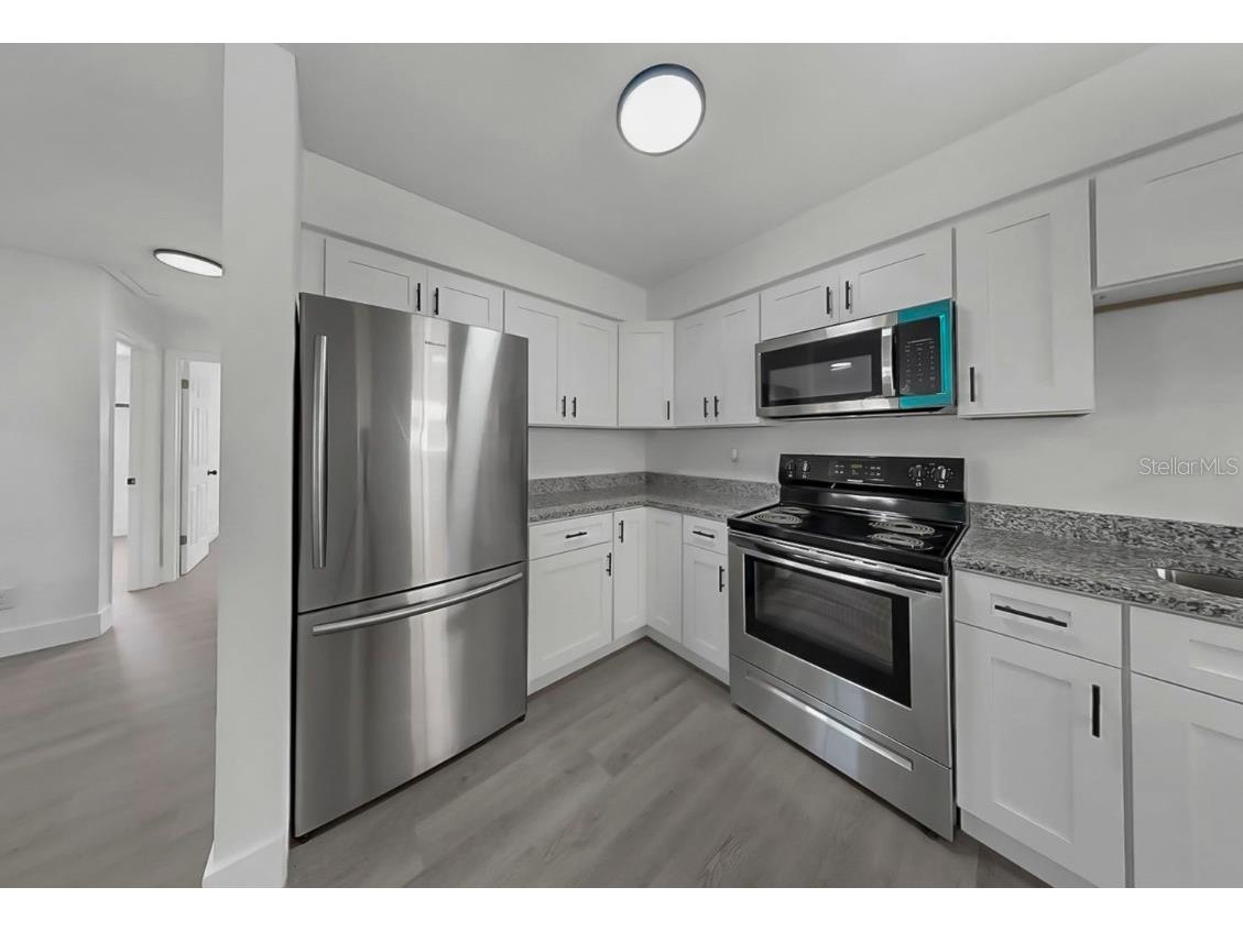 730 Lynndale Street N Saint Petersburg FL 33703 TB8437280 image11