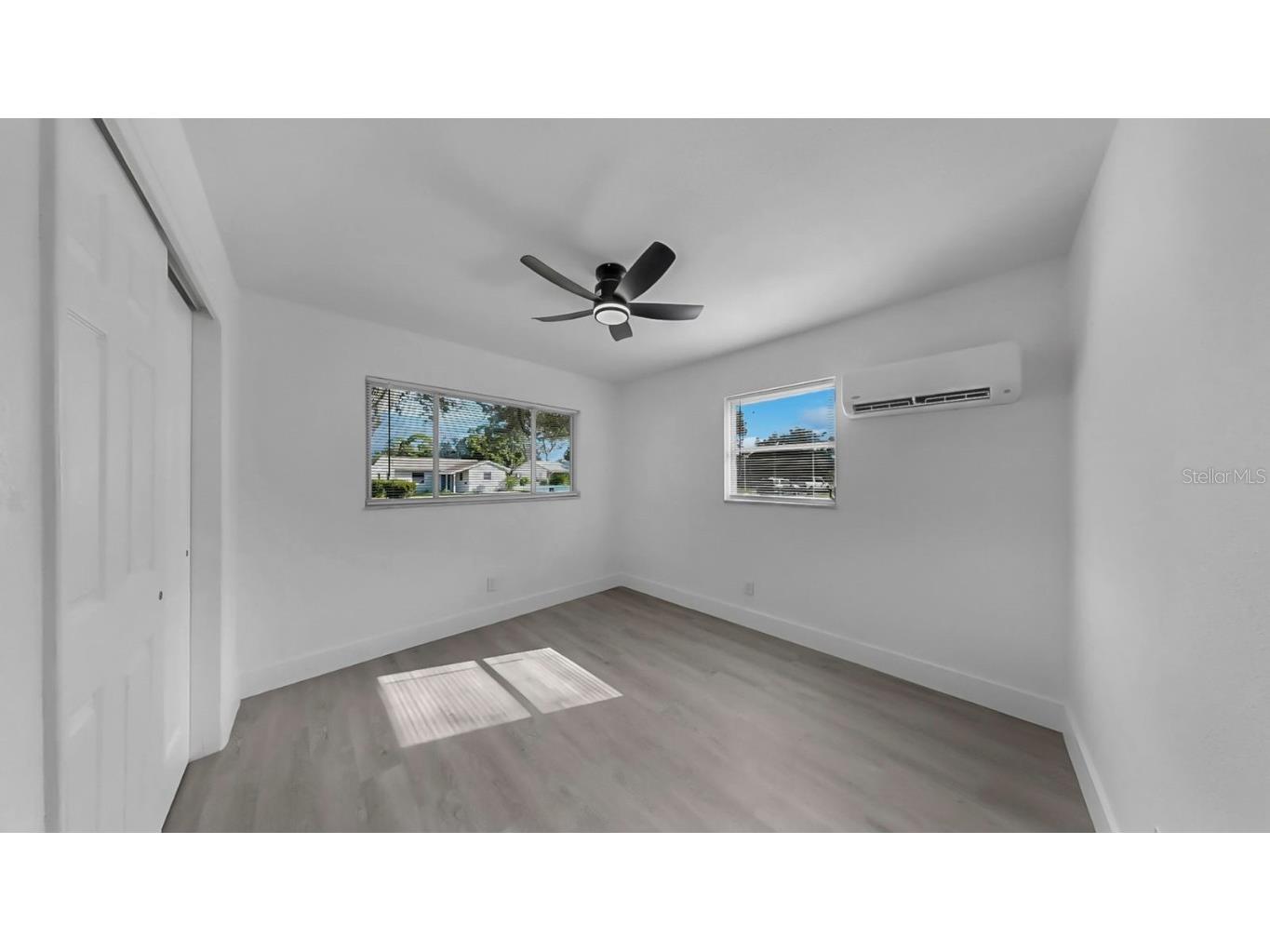 730 Lynndale Street N Saint Petersburg FL 33703 TB8437280 image17