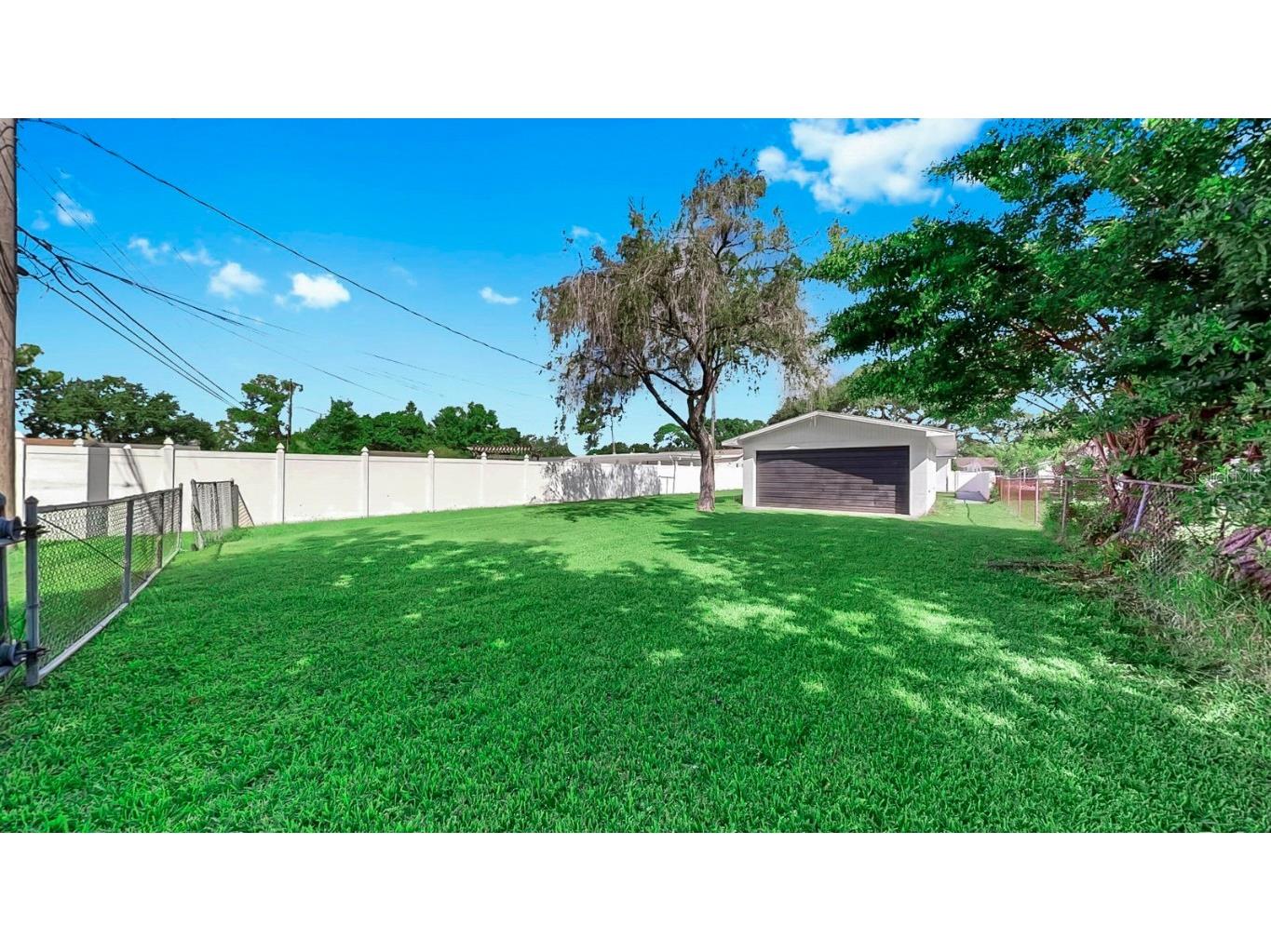 730 Lynndale Street N Saint Petersburg FL 33703 TB8437280 image2