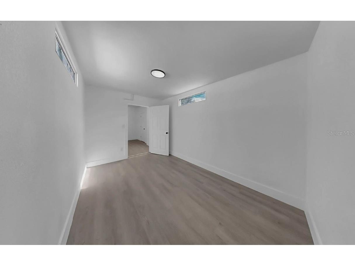 730 Lynndale Street N Saint Petersburg FL 33703 TB8437280 image26