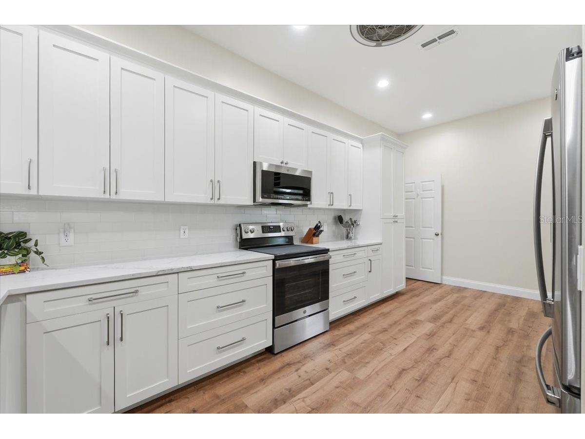 730 Martinique Circle Lakeland FL 33803 - LAKE KELLY L4963558 image12