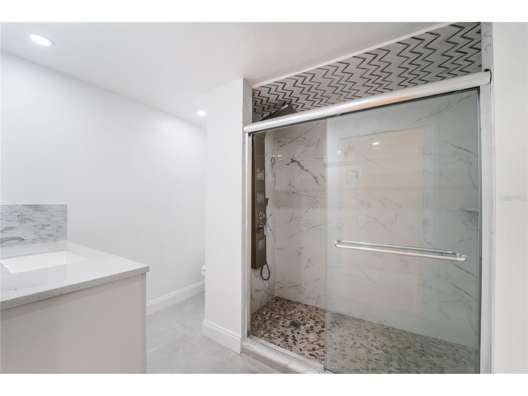 730 NW 214th Avenue Pembroke Pines FL 33029 L4959768 image14