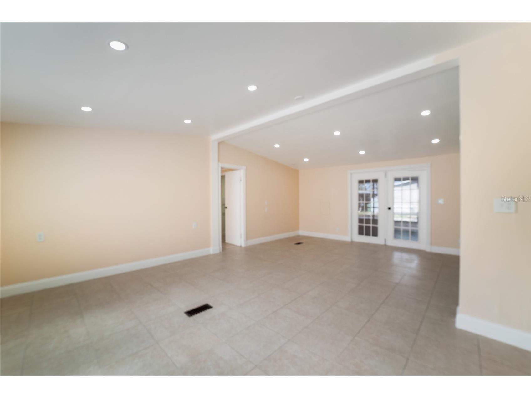 730 NW 214th Avenue Pembroke Pines FL 33029 L4959768 image6