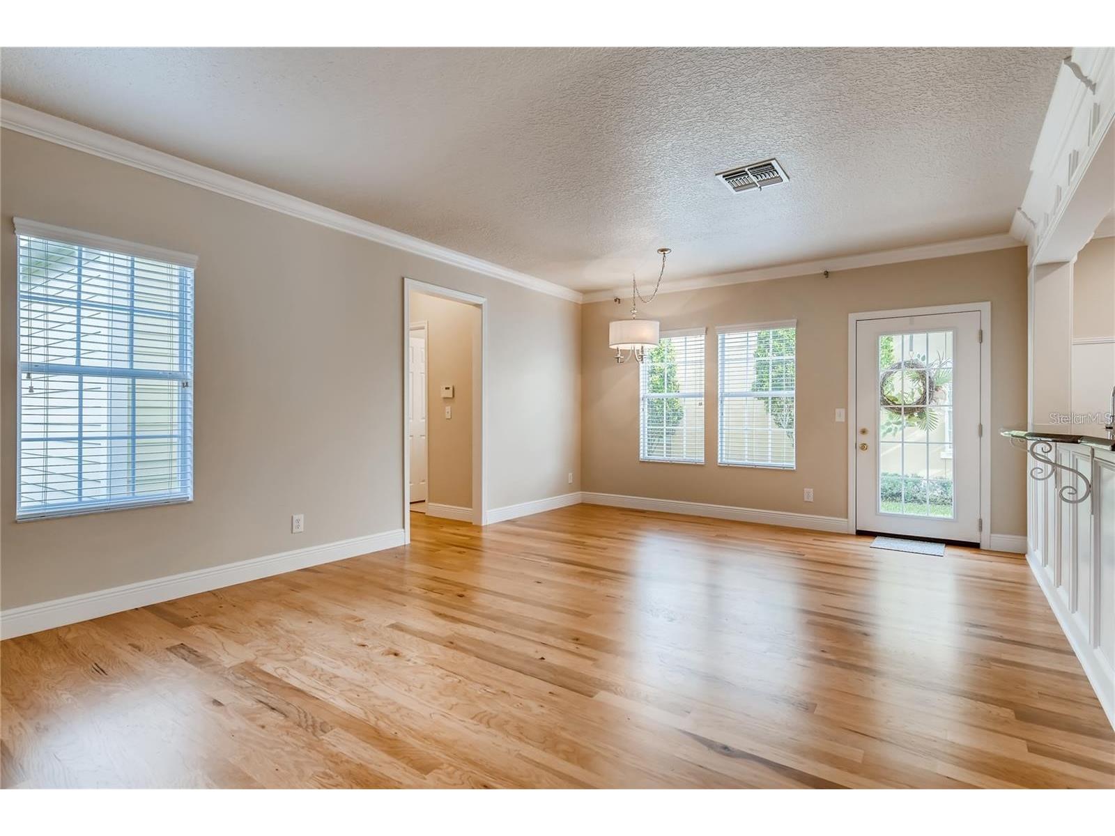730 Oak Shadows Road Kissimmee FL 34747 O6401547 image4