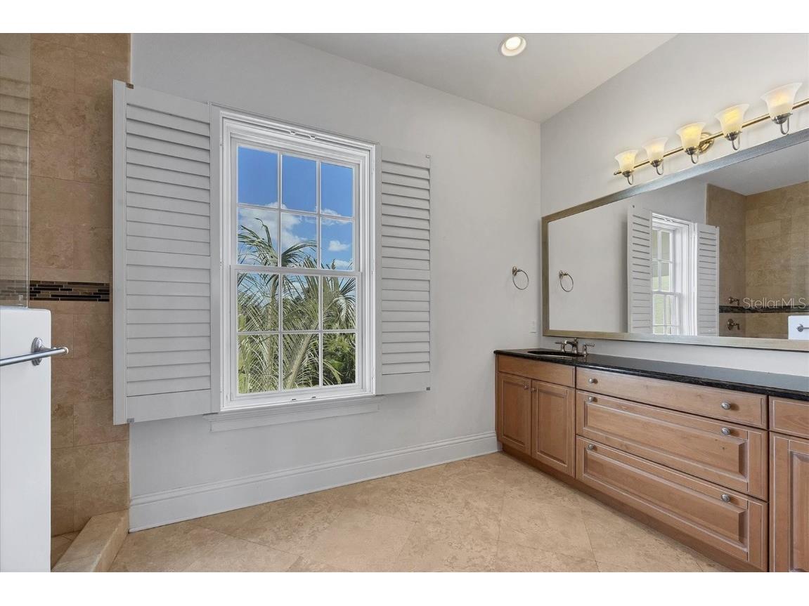 730 Sarabay Road Osprey FL 34229 - INTRACOASTAL A4672618 image28