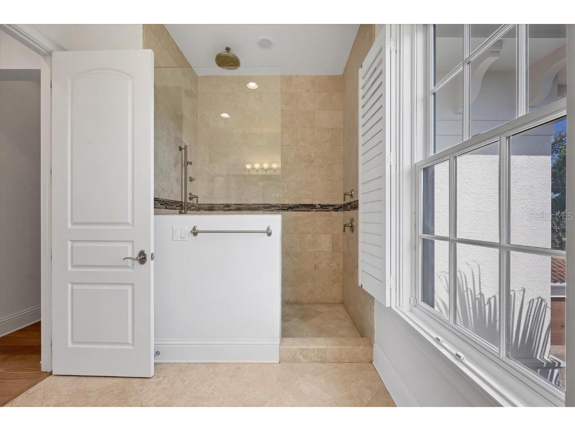 730 Sarabay Road Osprey FL 34229 - INTRACOASTAL A4672618 image29