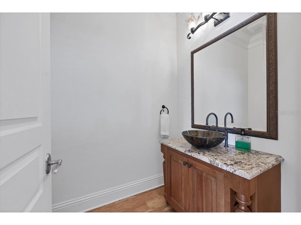 730 Sarabay Road Osprey FL 34229 - INTRACOASTAL A4672618 image48