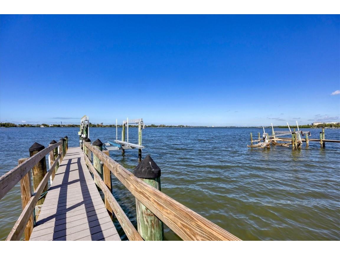 730 Sarabay Road Osprey FL 34229 - INTRACOASTAL A4672618 image5