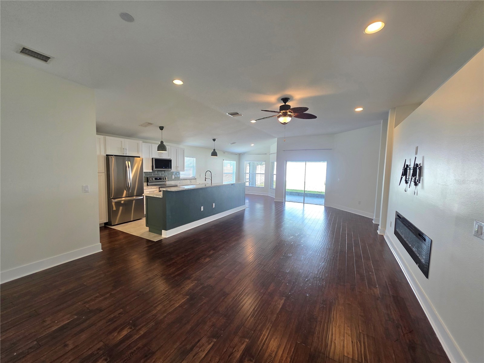 730 Straw Lake Drive Brandon FL 33510 TB8489180 image2