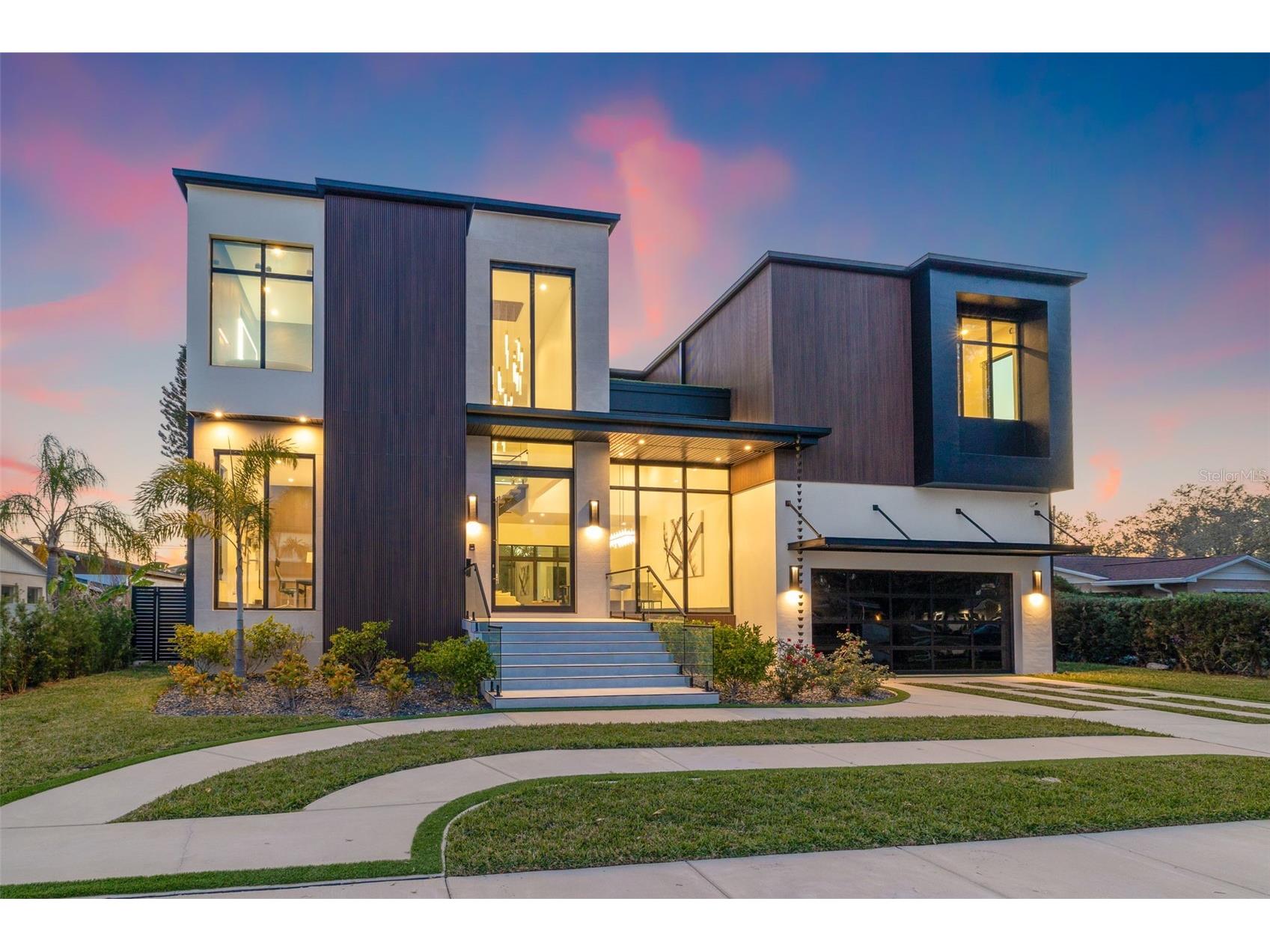 730 W Alda Way NE Saint Petersburg FL 33704 TB8433695 image1