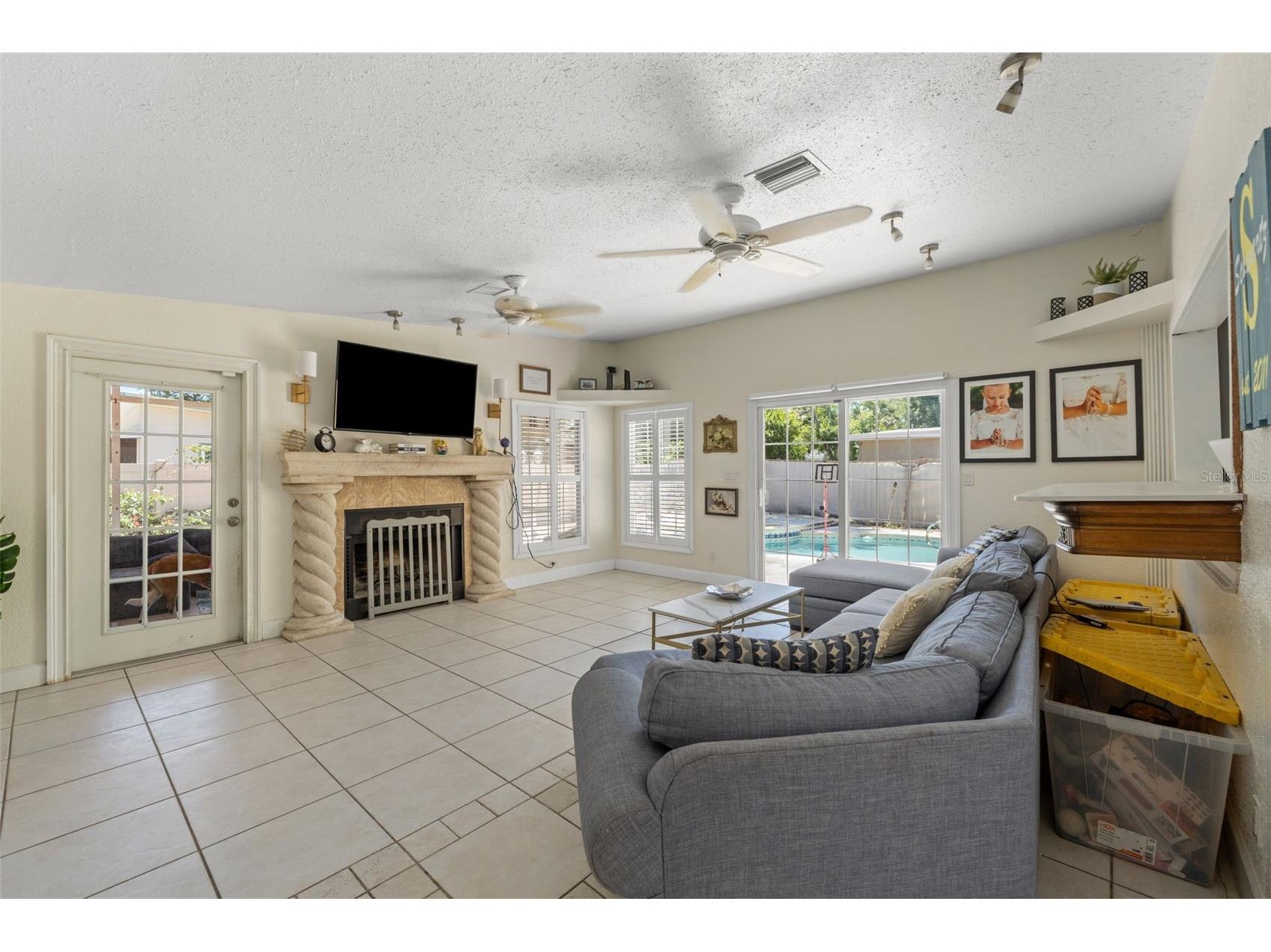 7300 11th Avenue N Saint Petersburg FL 33710 W7886124 image12