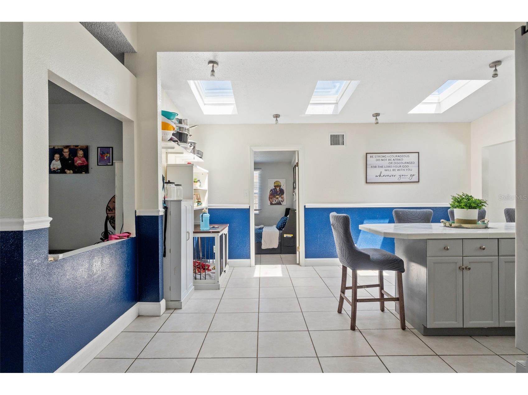 7300 11th Avenue N Saint Petersburg FL 33710 W7886124 image5