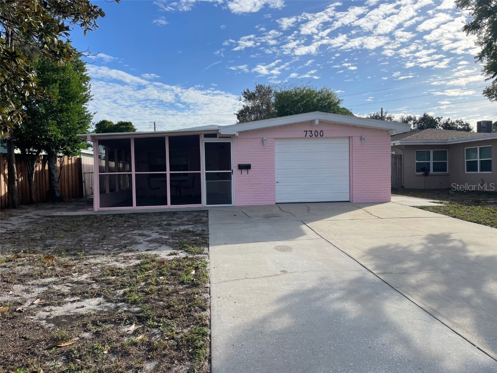 7300 34th Avenue N Saint Petersburg FL 33710 U8224134 image1