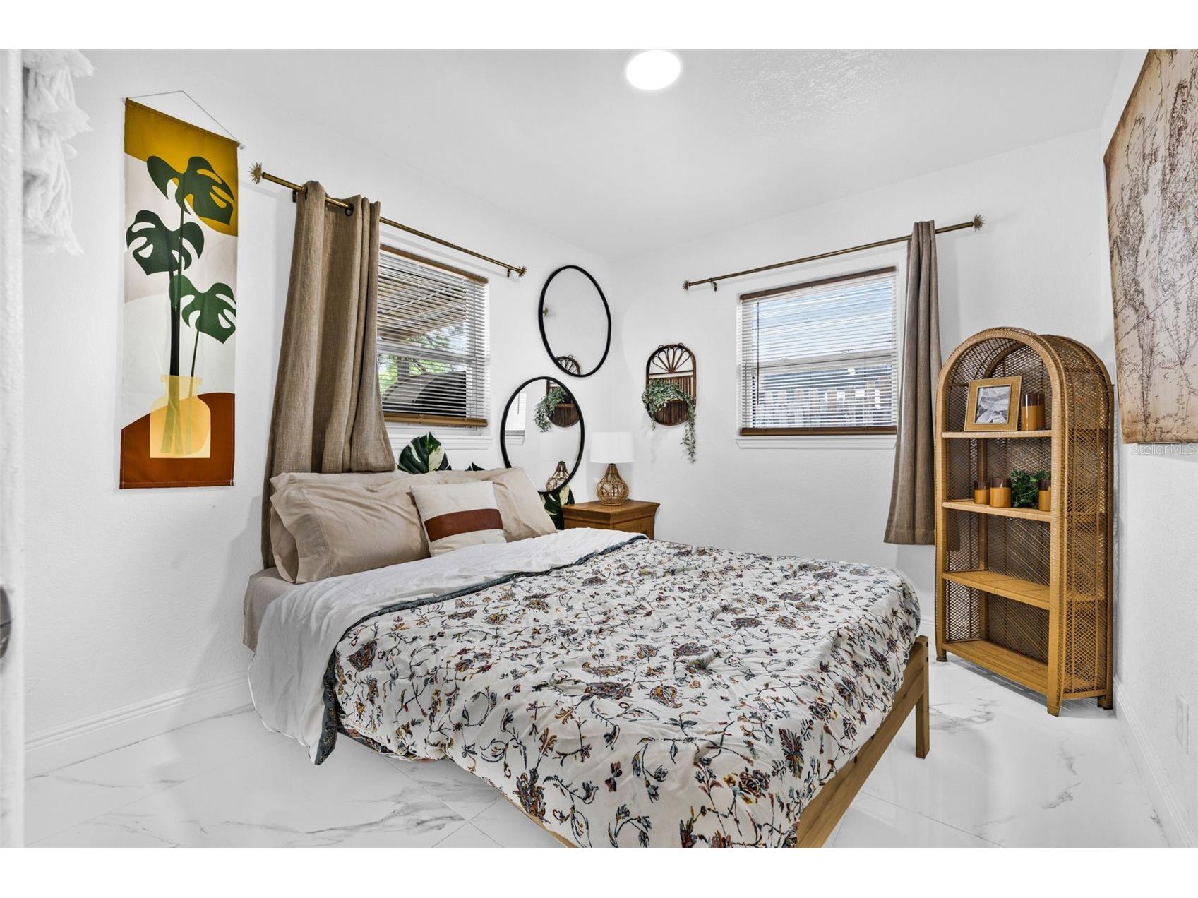 7300 38th Avenue N Saint Petersburg FL 33710 TB8408388 image11