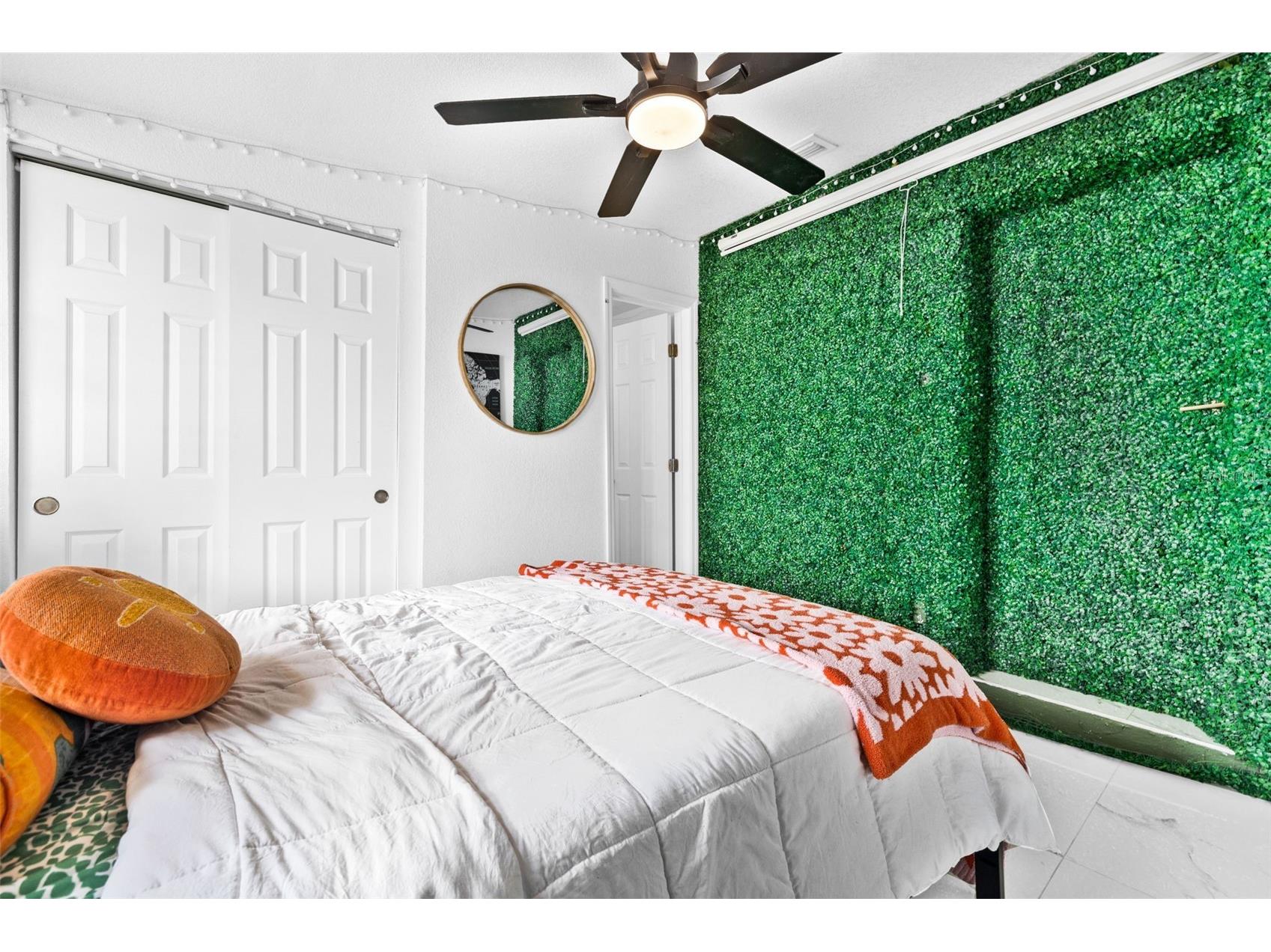 7300 38th Avenue N Saint Petersburg FL 33710 TB8408388 image17