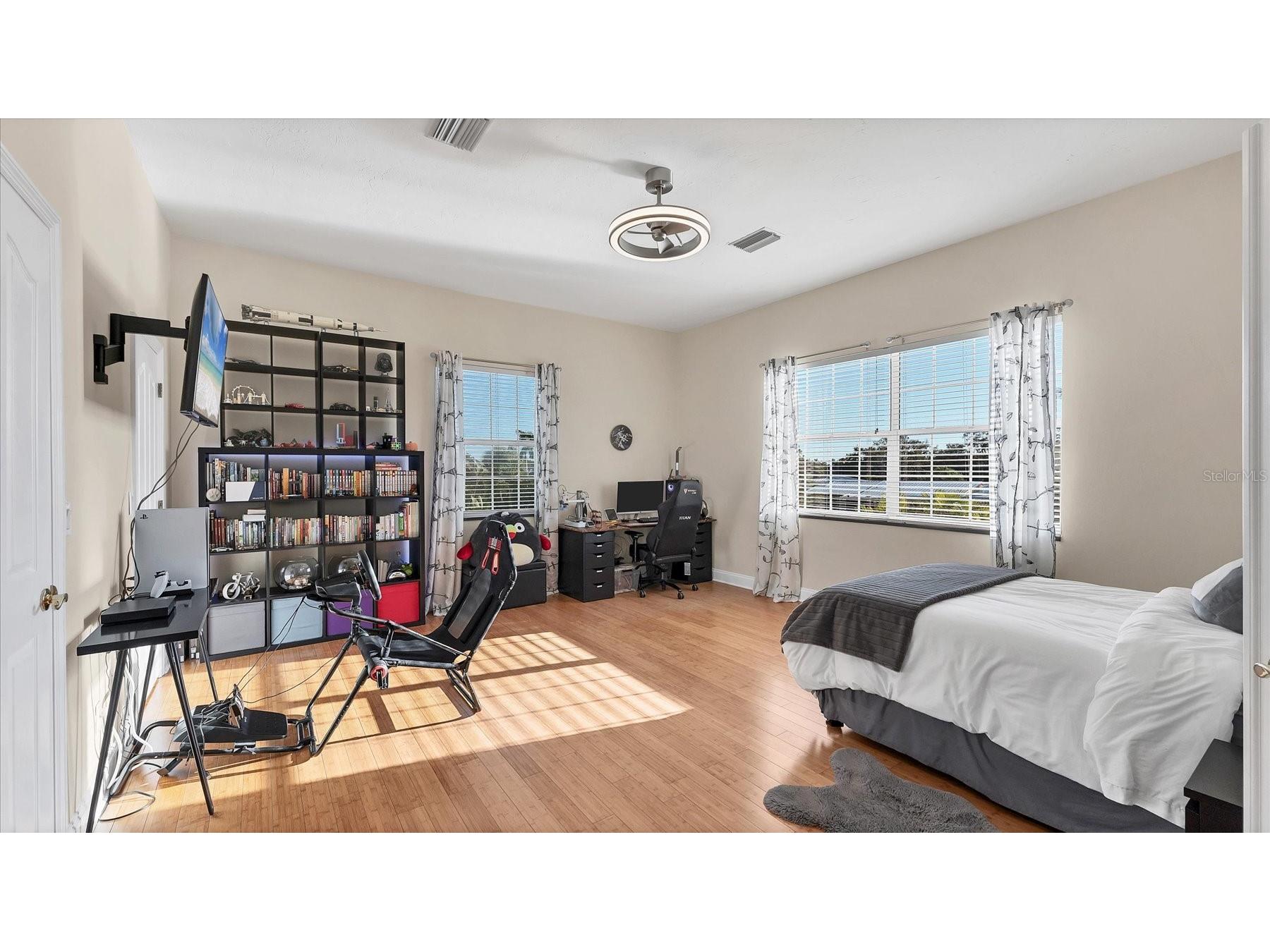 7300 Cove Terrace Sarasota FL 34231 A4680113 image36