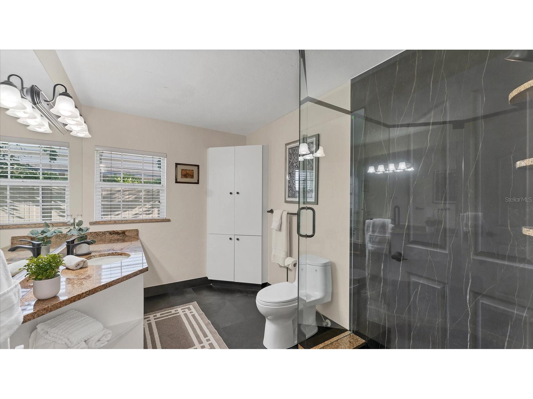 7300 Cove Terrace Sarasota FL 34231 A4680113 image41