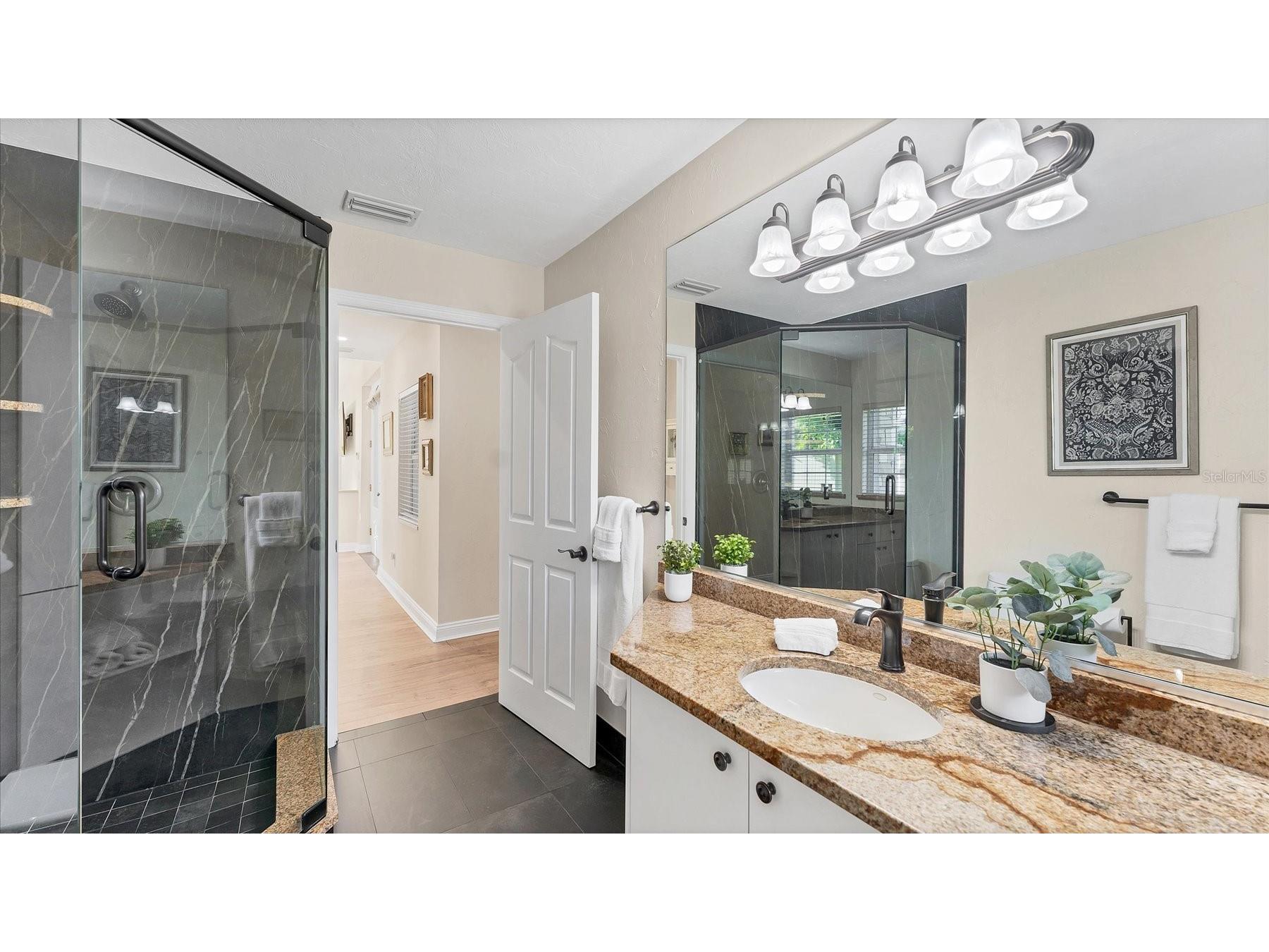 7300 Cove Terrace Sarasota FL 34231 A4680113 image42