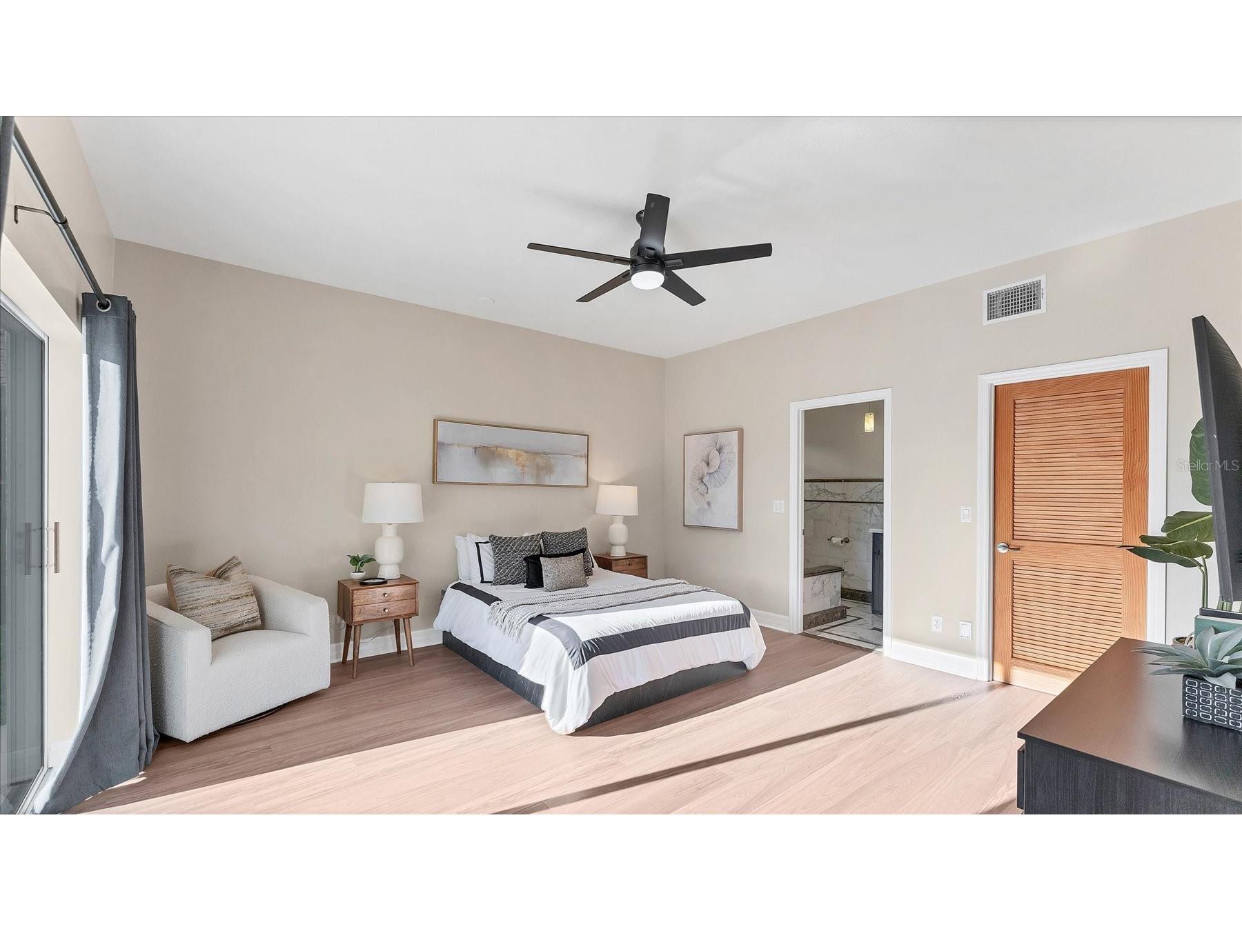 7300 Cove Terrace Sarasota FL 34231 A4680113 image45