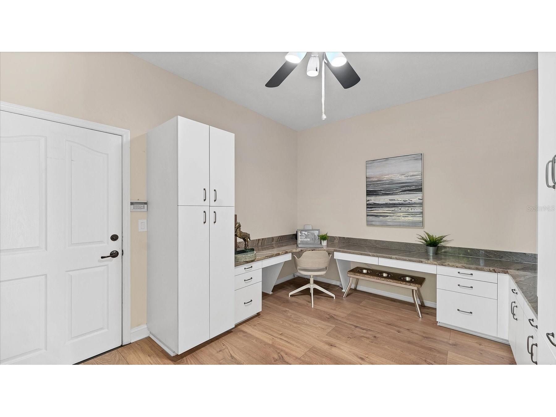 7300 Cove Terrace Sarasota FL 34231 A4680113 image47
