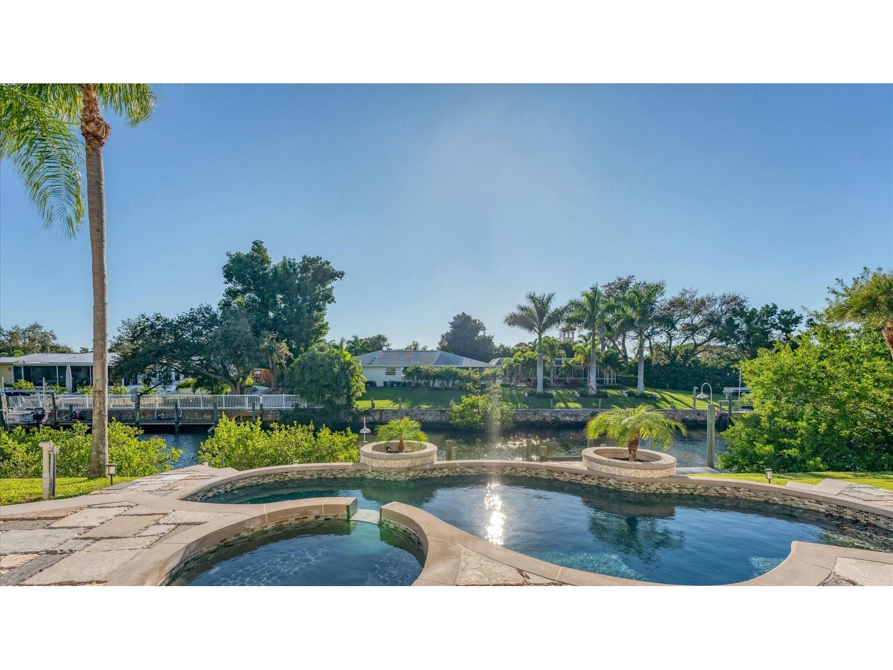 7300 Cove Terrace Sarasota FL 34231 A4680113 image54