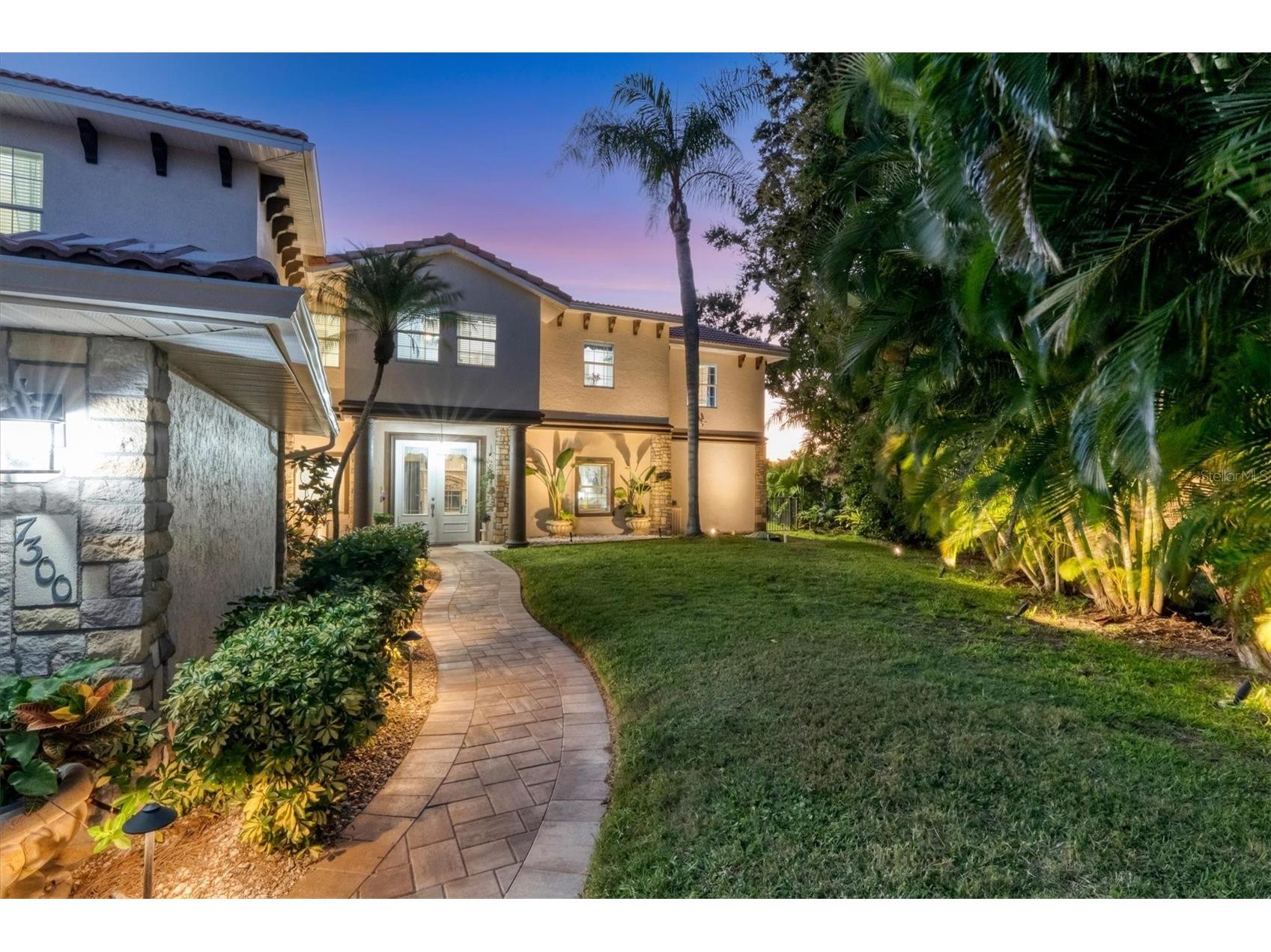 7300 Cove Terrace Sarasota FL 34231 A4680113 image61