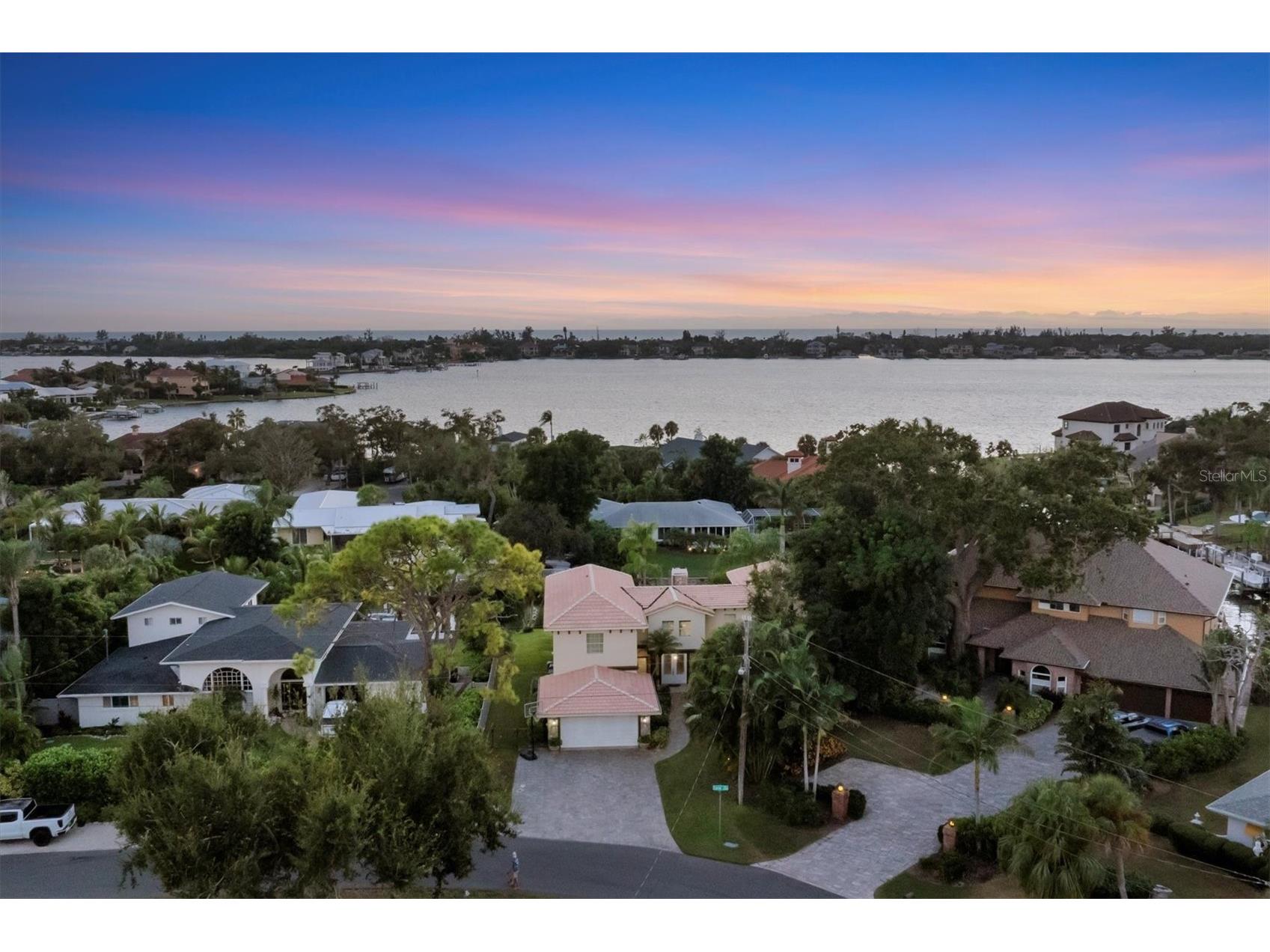 7300 Cove Terrace Sarasota FL 34231 A4680113 image64